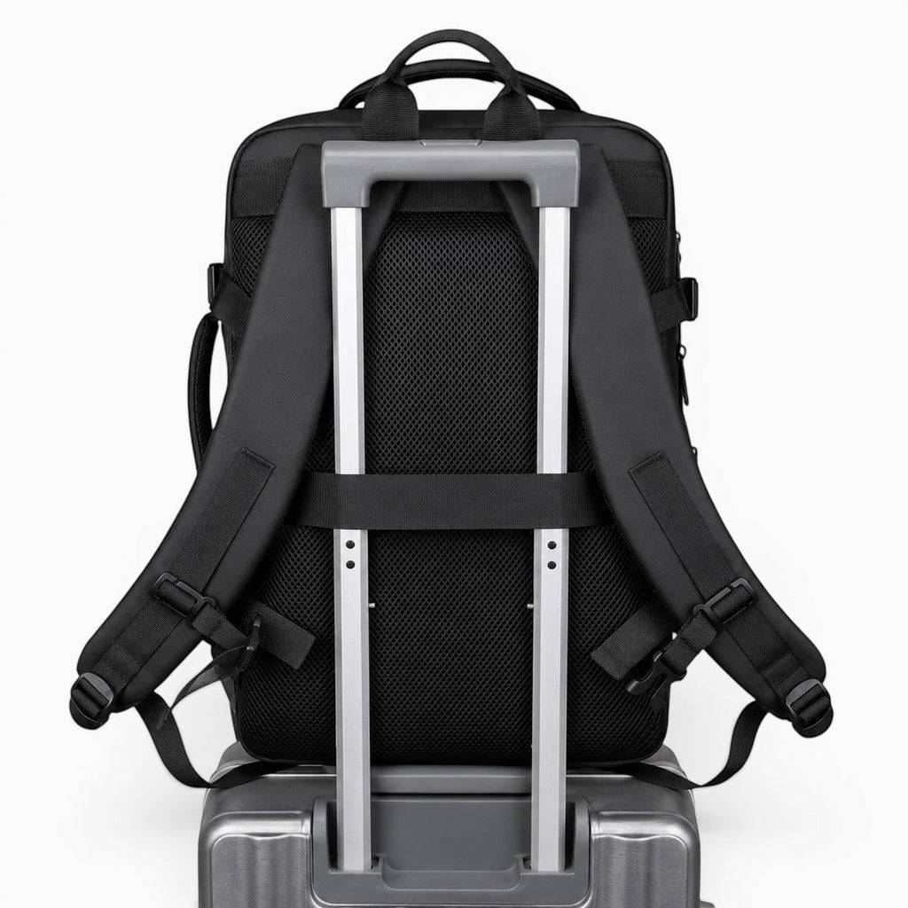 Sac à dos de voyage cabine noir SWISS MILITARY, extensible, imperméable, avec interface USB, compartiment ordinateur.